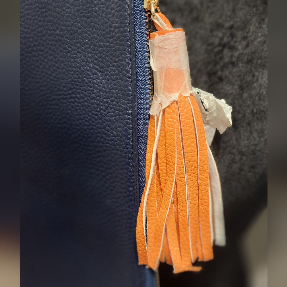 Wristlet - Picture 7 of 9